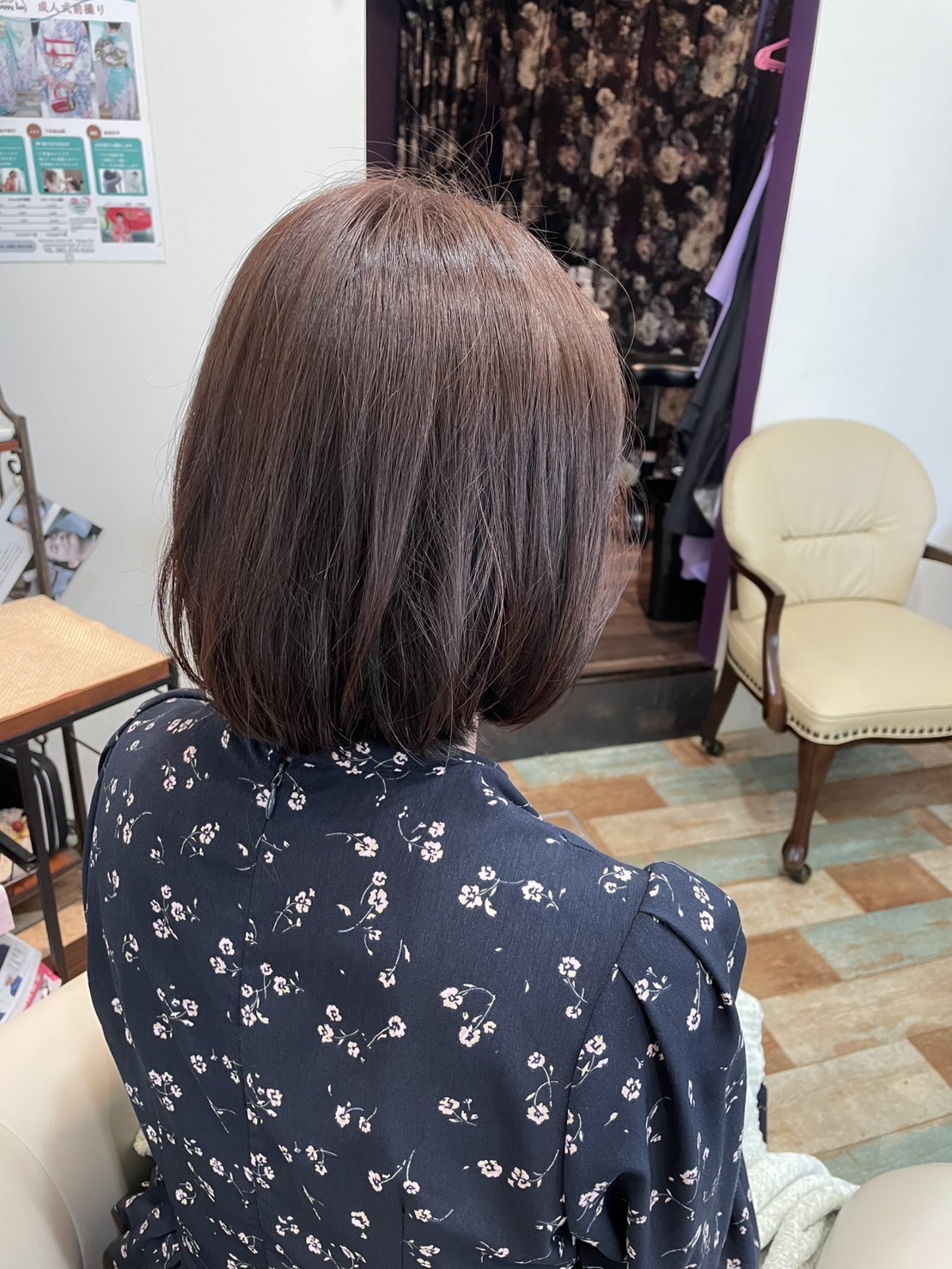 髪バッサリ